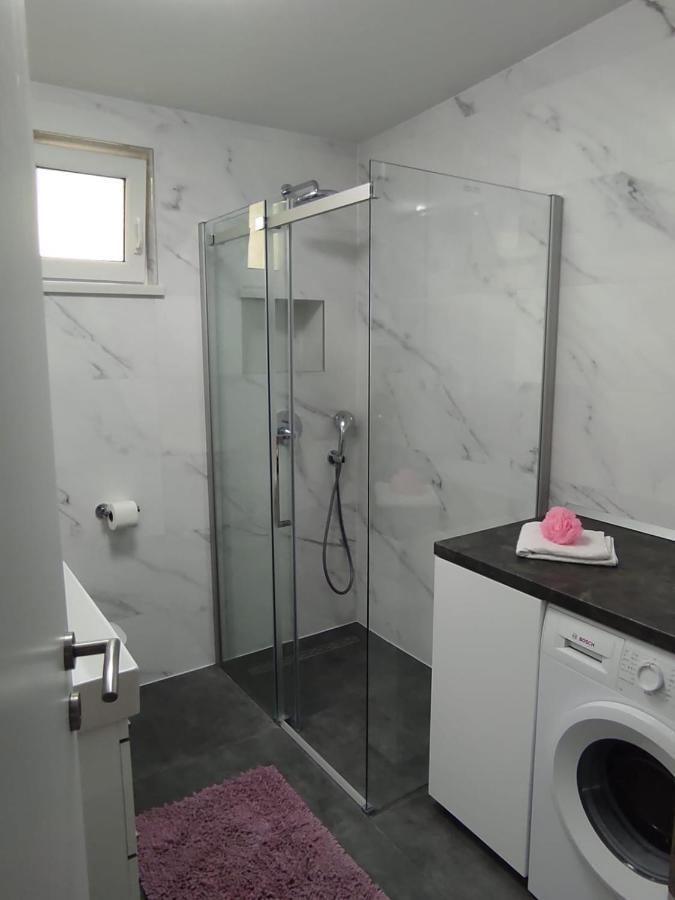 Apartman Koko With Private Jacuzzi Makarska Zewnętrze zdjęcie