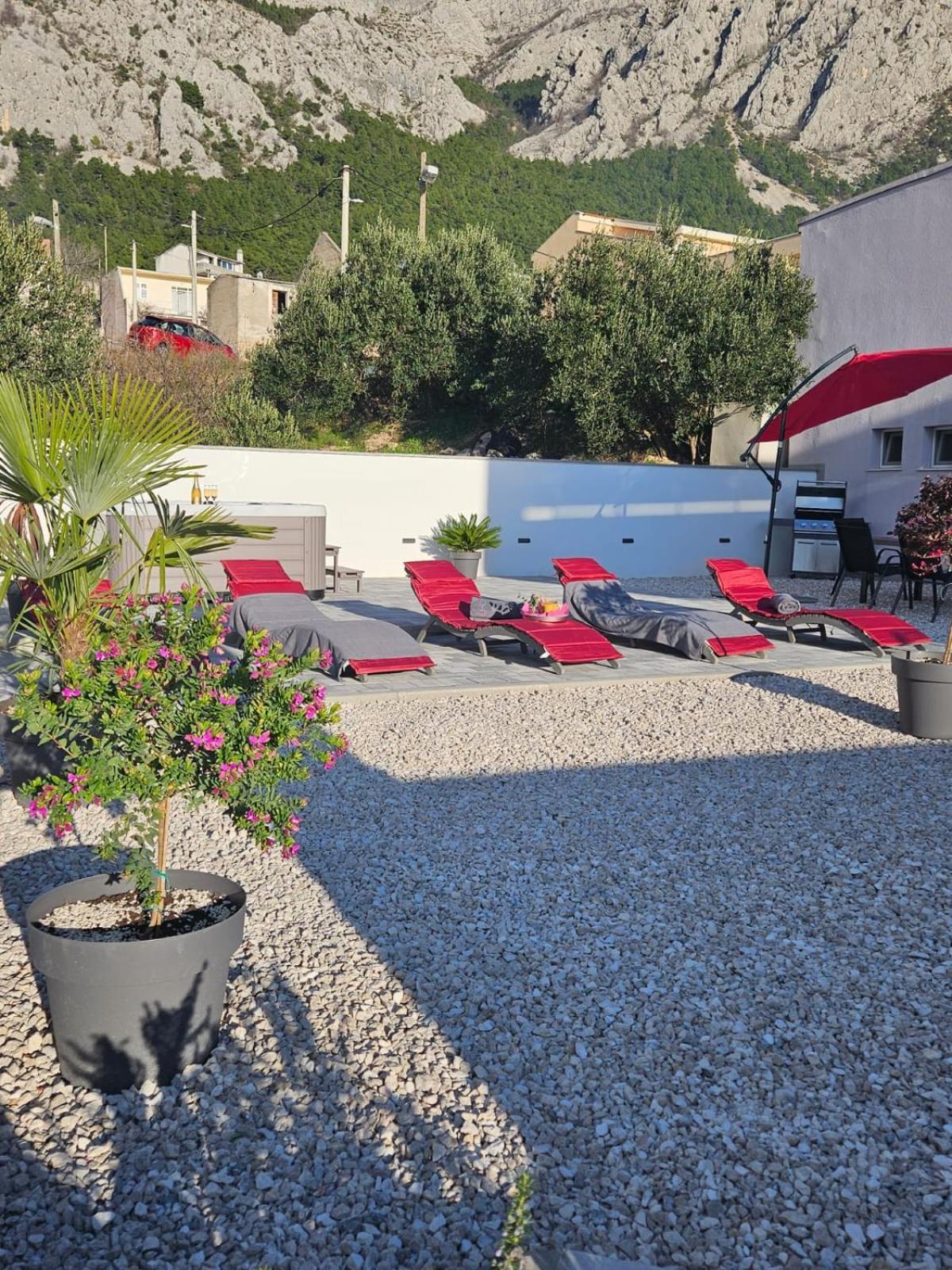 Apartman Koko With Private Jacuzzi Makarska Zewnętrze zdjęcie