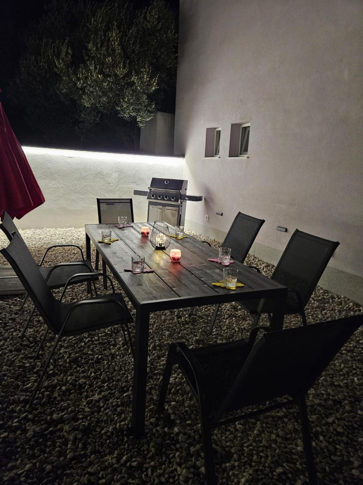 Apartman Koko With Private Jacuzzi Makarska Zewnętrze zdjęcie