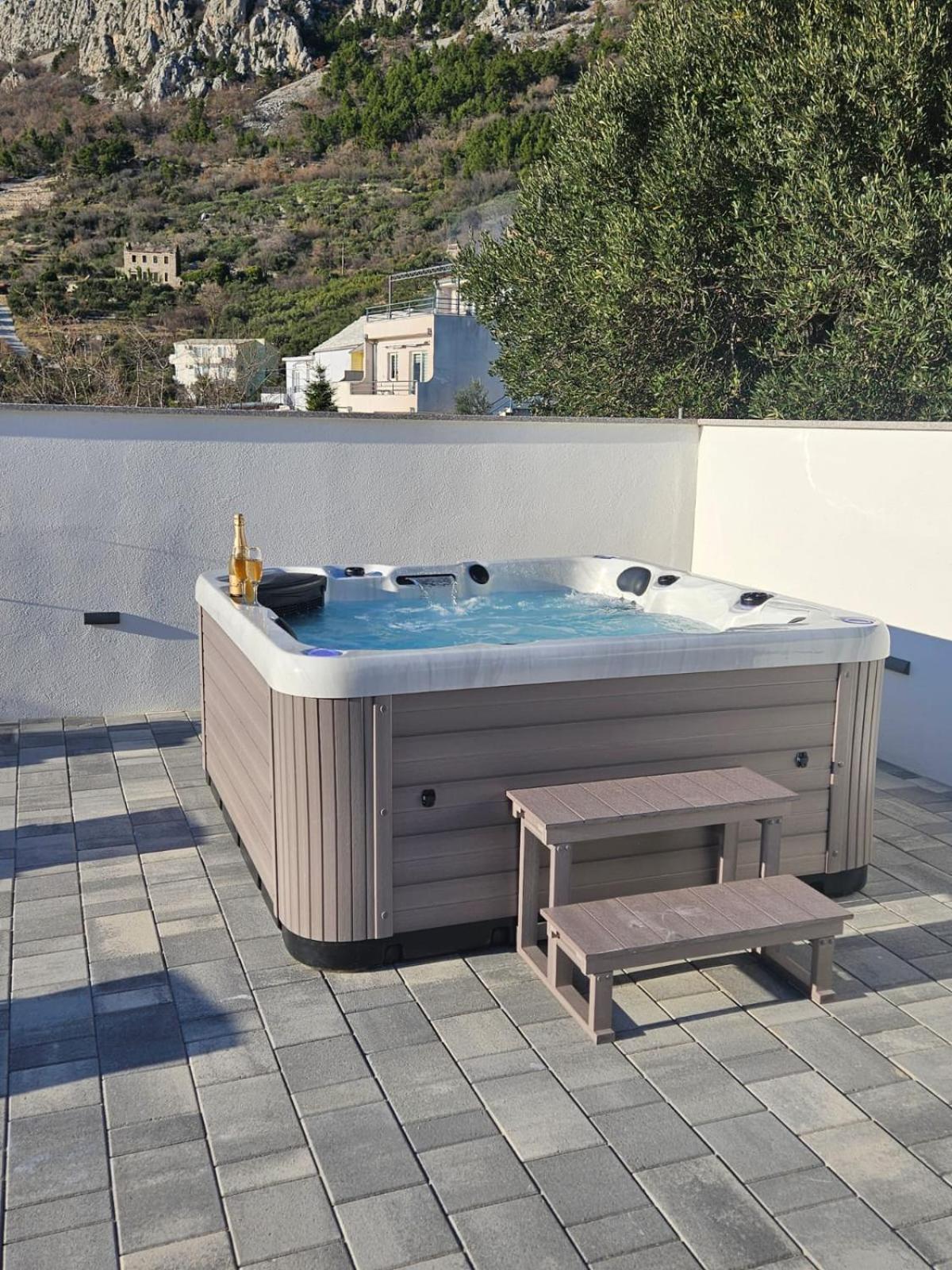 Apartman Koko With Private Jacuzzi Makarska Zewnętrze zdjęcie